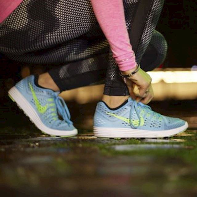 Nike LunarTempo Women's Running Shoe - Yellow | 705462-700 | FOOTY.COM