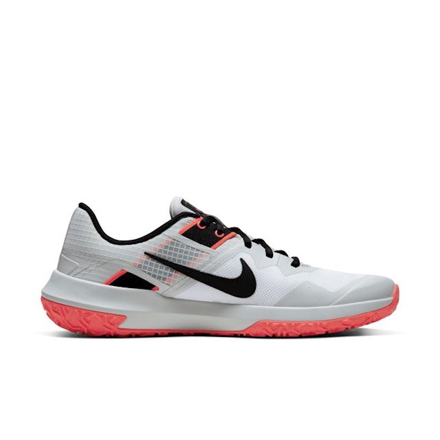nike varsity compete tr 2 white