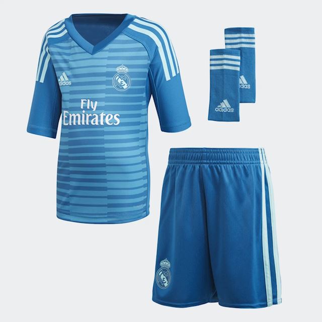 real madrid goalkeeper home kit