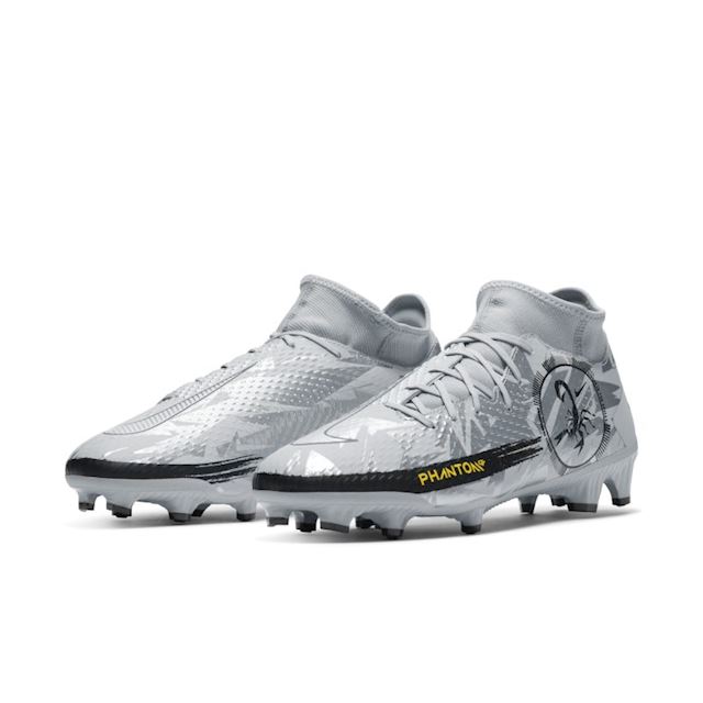 scorpion phantom boots