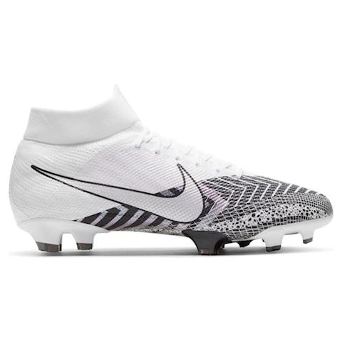 football boots white nike