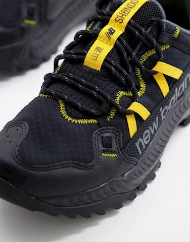 New Balance Trail Shando trainers in 