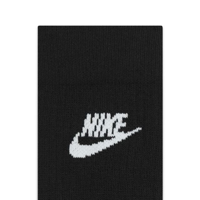 Nike Sportswear Everyday Essential Crew Socks (3 Pairs) - Black ...