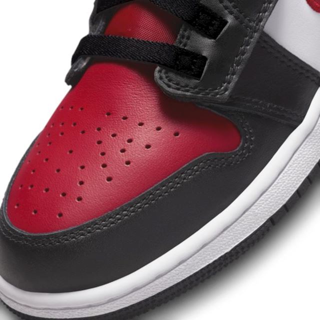 Nike Air Jordan 1 Hi FlyEase Older Kids' Shoes - Black | DC7986-061 ...
