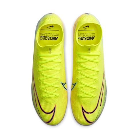 yellow nike footy boots
