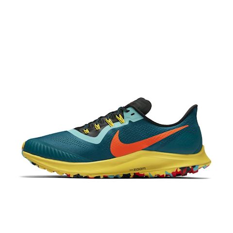 nike trail sneakers