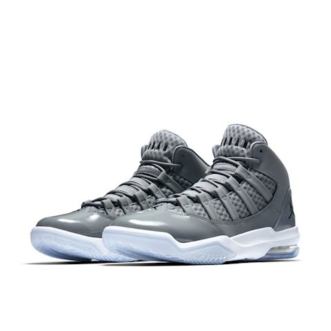 jordan max aura grey