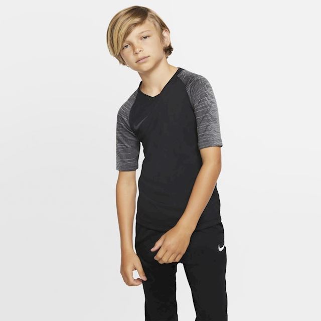 Buy Nike black Breathe Strike T-Shirt for Men in MENA, Worldwide