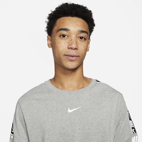 Nike Sportswear Men's T-Shirt - Grey | DD4497-063 | FOOTY.COM