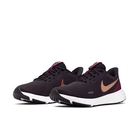 Nike Revolution 5 Icon Clash Women's Running Shoe - Black | BQ3207-003 |  FOOTY.COM