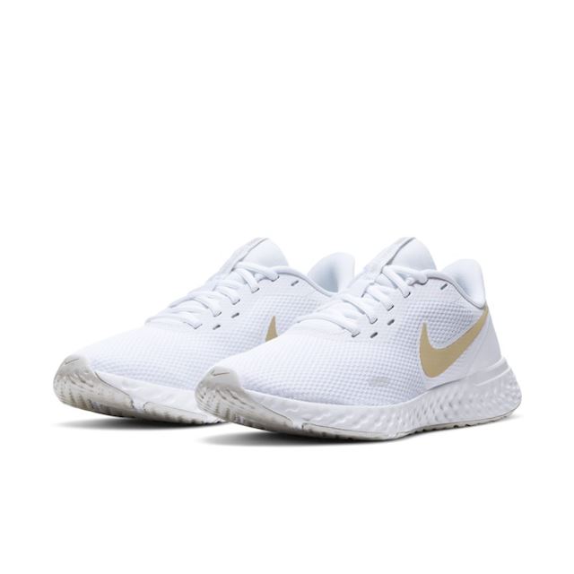 Nike Revolution 5 Women's Running Shoe - White | BQ3207-108 | FOOTY.COM