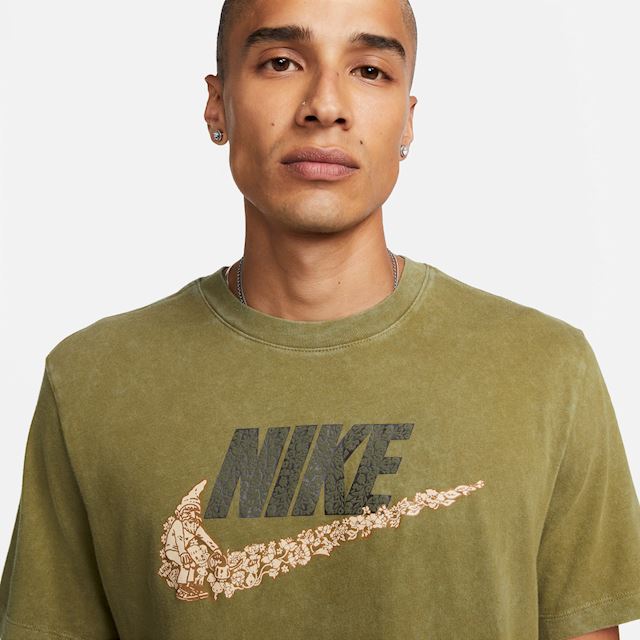 Nike Sportswear Men's T-Shirt - Green | DX1065-378 | FOOTY.COM