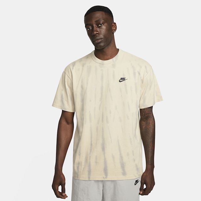 Nike Sportswear Premium Essentials Men's Tie-Dyed T-Shirt - Brown ...