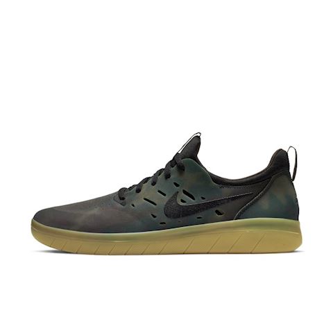 pump up nikes