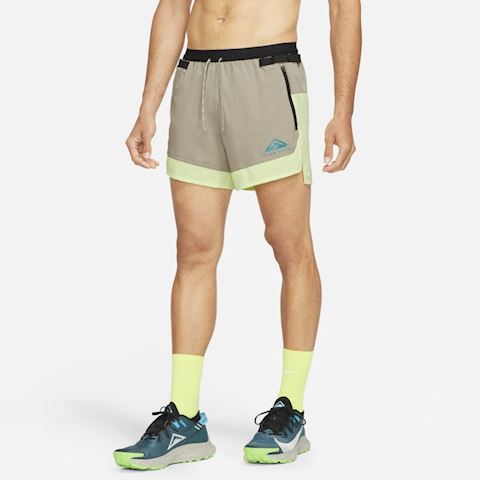 nike flex stride shorts yellow