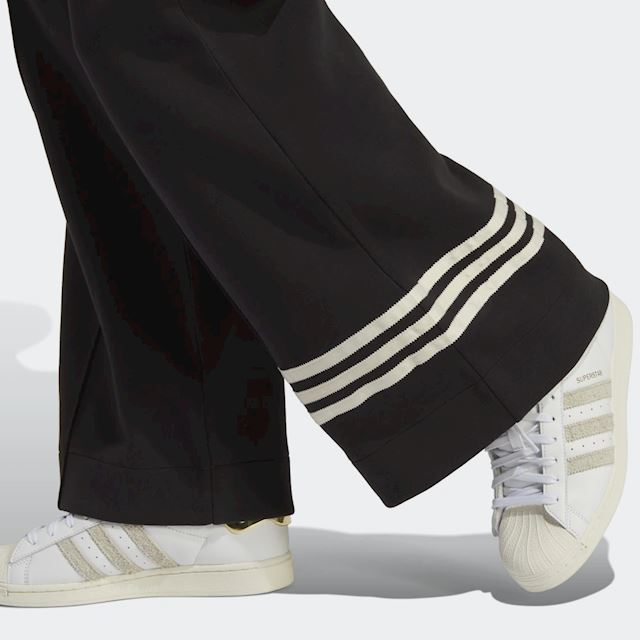 adidas Adicolor Neuclassics Tracksuit Bottoms | IB7307 | FOOTY.COM