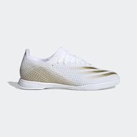 laceless futsal shoes