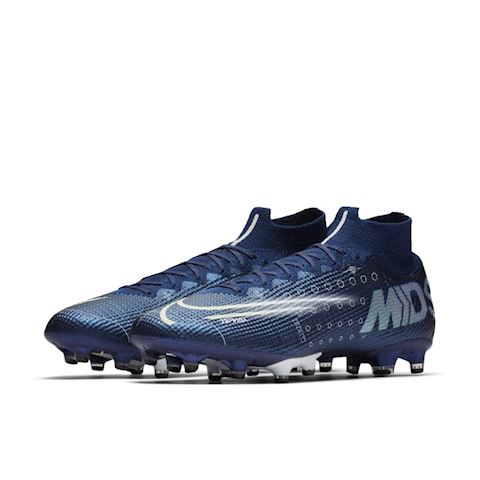 Nike Womens Mercurial Superfly VII Elite TF Soccer Cleats.