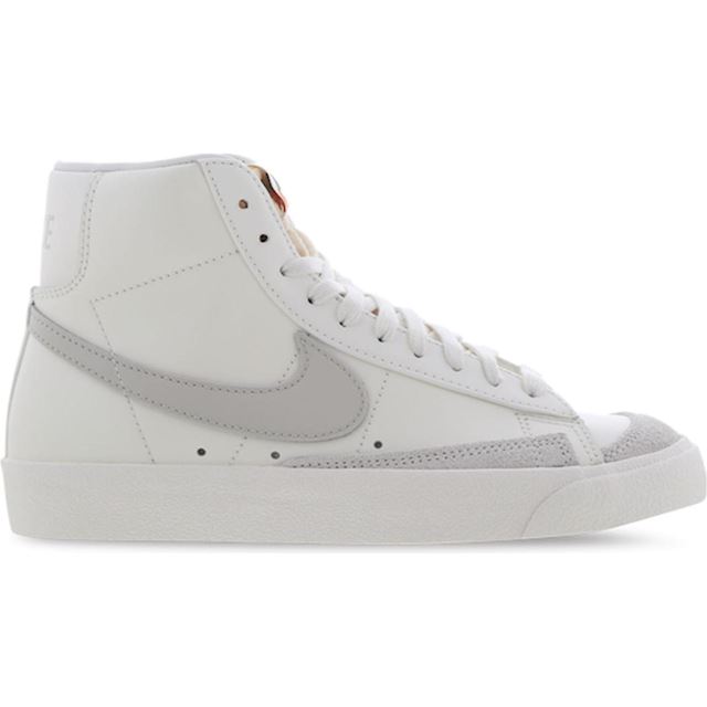 footlocker nike blazer mid