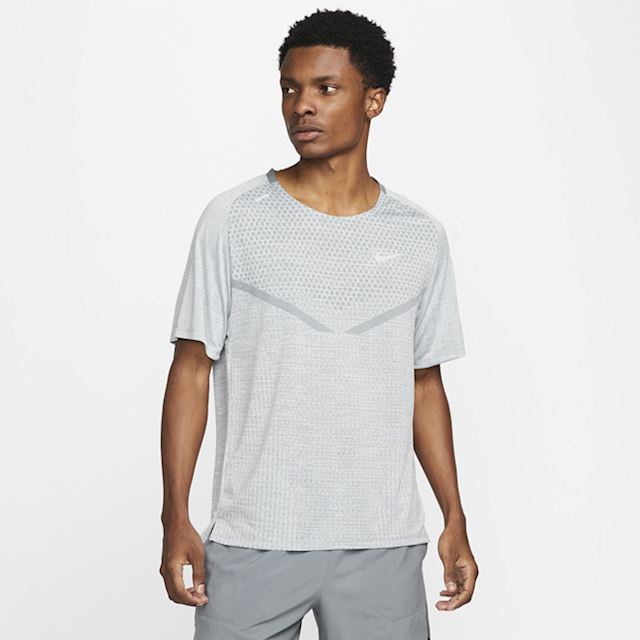 Nike DriFIT ADV TechKnit Ultra Men's ShortSleeve Running Top Grey