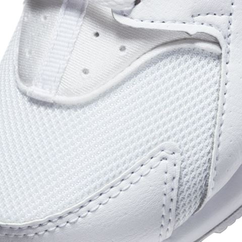 white nike huarache toddler