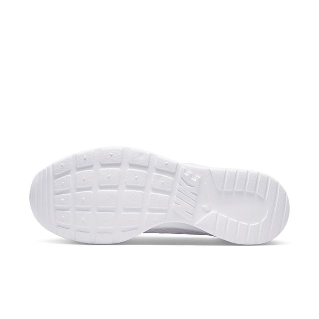 Nike Tanjun Women's Shoes - White | DJ6257-104 | FOOTY.COM