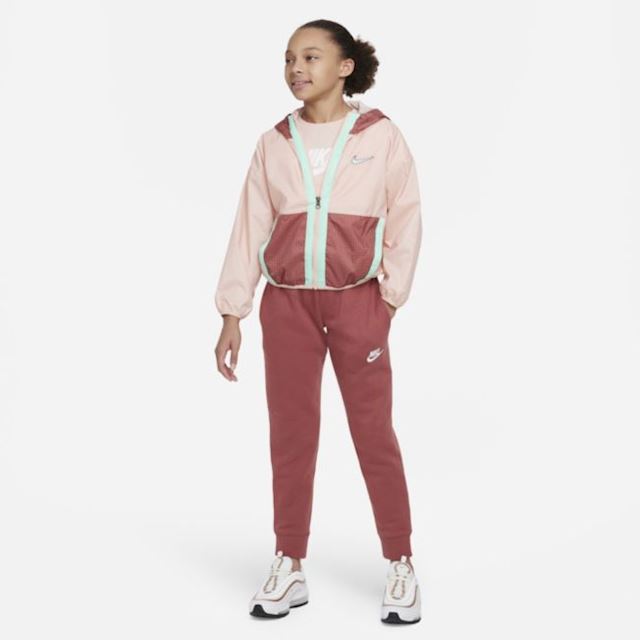 Nike Outdoor Play Older Kids' Woven Jacket - Pink | DQ8744-800 | FOOTY.COM