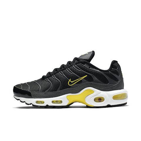 nike air max plus womens black and yellow