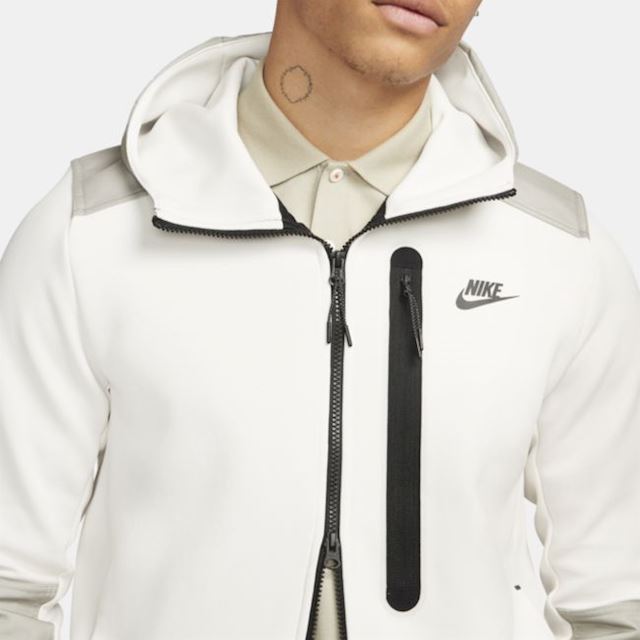 Nike Sportswear Tech ÎÎ½Î´ÏÎ¹ÎºÎ® Î¦Î¿ÏÏÎµÏ ÎÎ±ÎºÎ­ÏÎ± Î¼Îµ ÎÎ¿ÏÎºÎ¿ÏÎ»Î± ÎºÎ±Î¹ Î¤ÏÎ­ÏÎµÏ ÎÎºÏÎ¹ DR6165-030 | Skroutz.gr