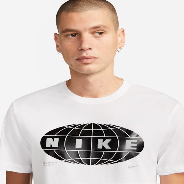 Nike Dri-FIT Men's Graphic Fitness T-Shirt - White | DX0969-100 | FOOTY.COM