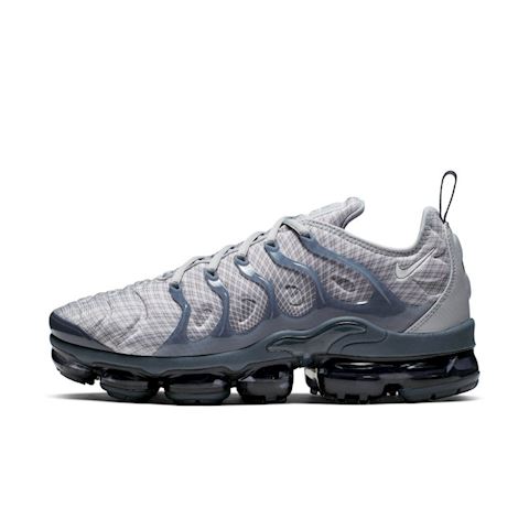 nike air vapormax plus men's shoe