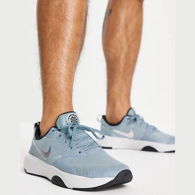 nike training city rep trainers in grey