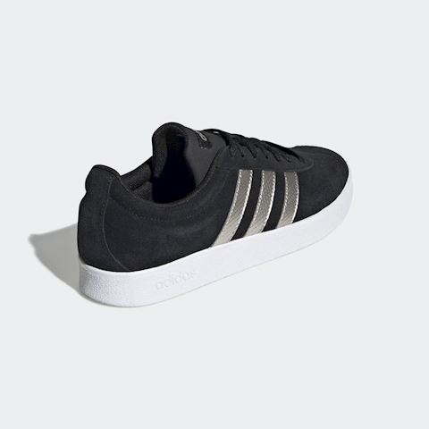 ee6784 adidas