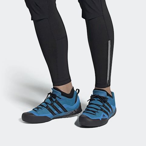 adidas terrex swift solo d67033